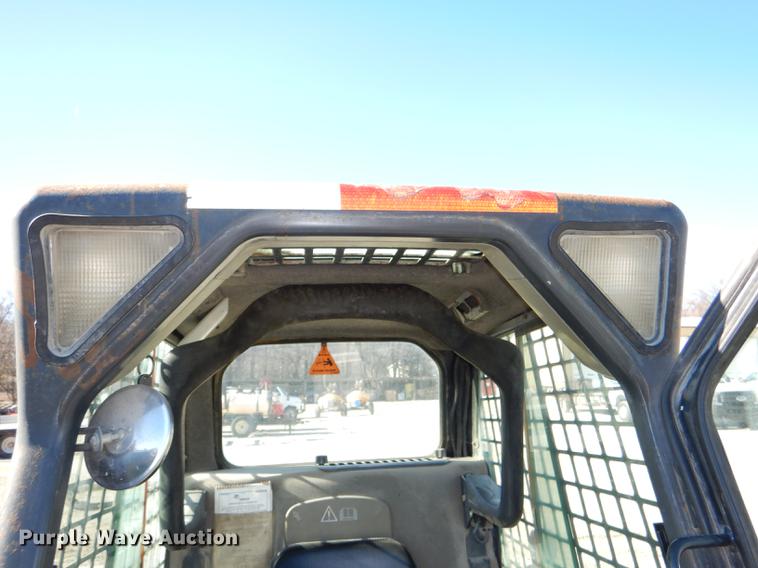 image for item DE0046 2000 Bobcat 873 skid steer