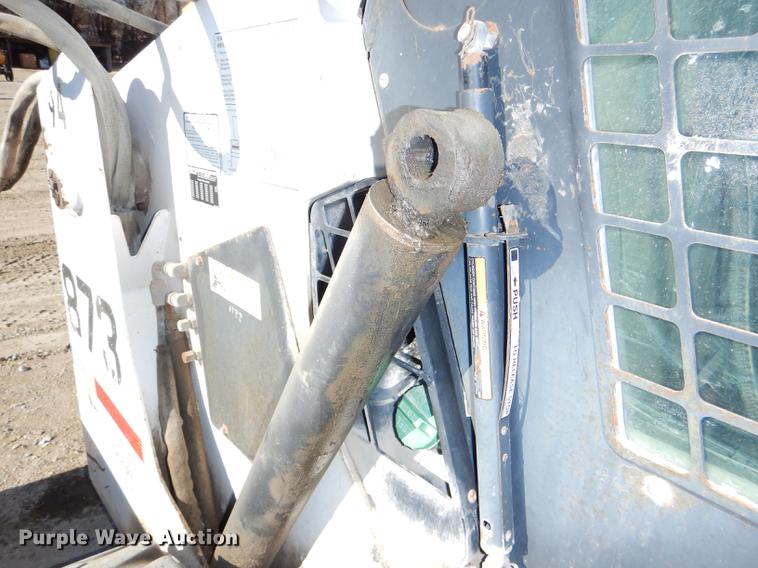 image for item DE0046 2000 Bobcat 873 skid steer