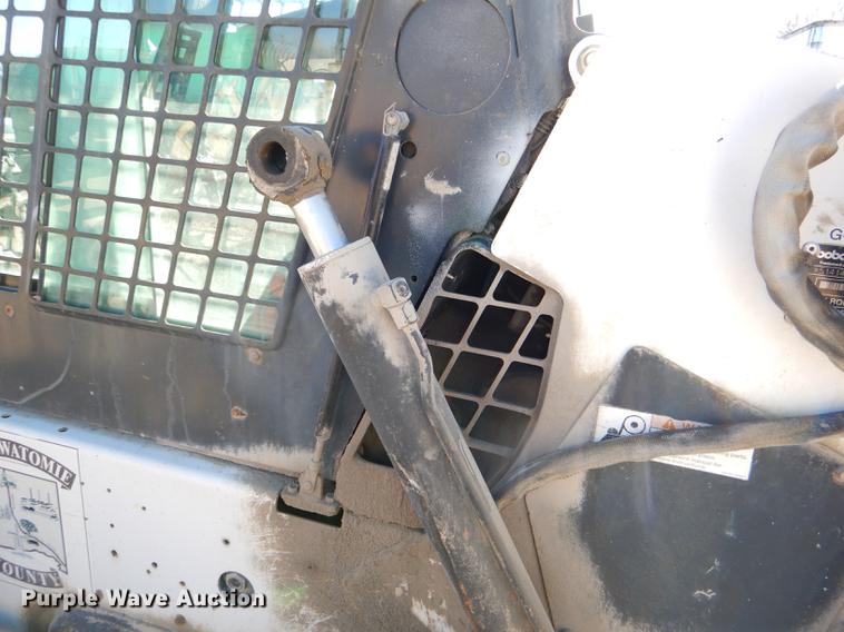 image for item DE0046 2000 Bobcat 873 skid steer