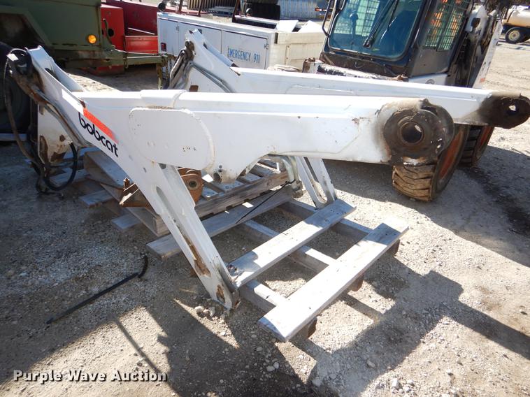 image for item DE0046 2000 Bobcat 873 skid steer