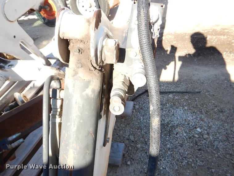 image for item DE0046 2000 Bobcat 873 skid steer