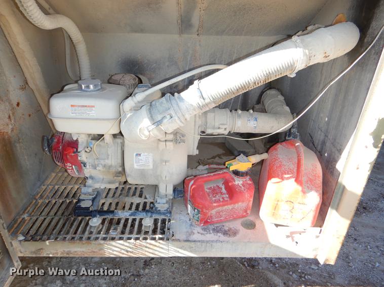 image for item DE0063 1968 Fruehauf IMP tank trailer