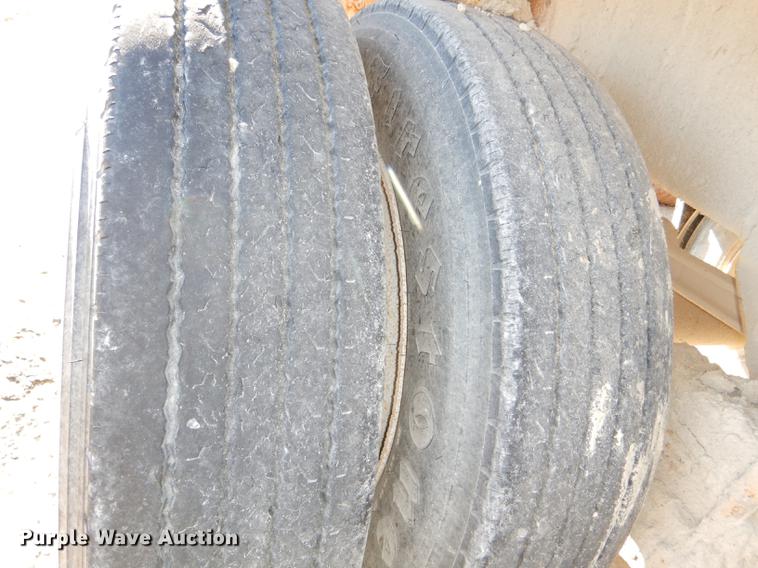 image for item DE0063 1968 Fruehauf IMP tank trailer