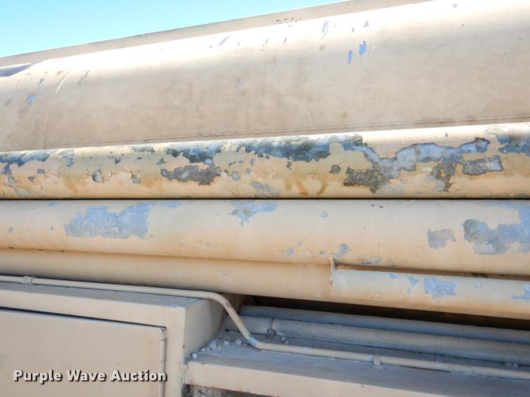 image for item DE0063 1968 Fruehauf IMP tank trailer