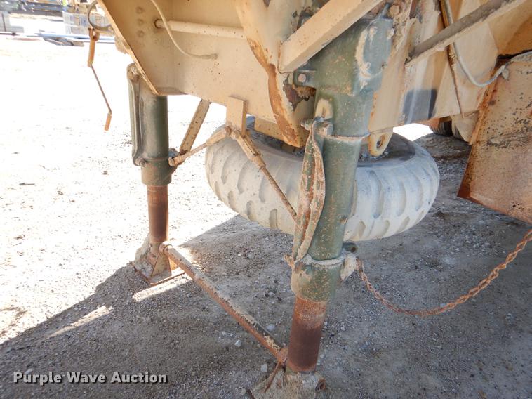 image for item DE0063 1968 Fruehauf IMP tank trailer