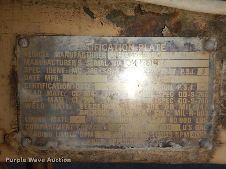 image for item DE0063 1968 Fruehauf IMP tank trailer