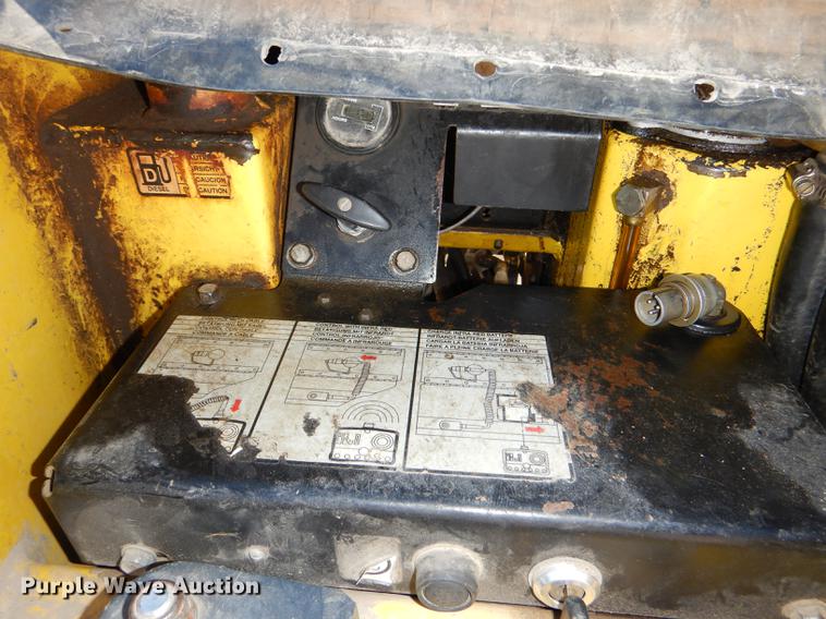 image for item DE0067 Wacker vibratory trench compactor