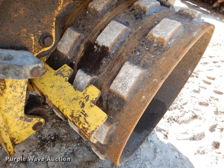 image for item DE0067 Wacker vibratory trench compactor