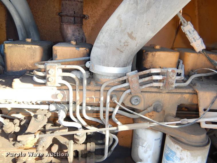 image for item DE0072 1992 Case 680L backhoe