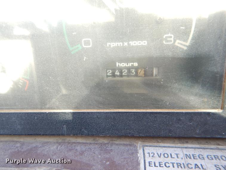 image for item DE0072 1992 Case 680L backhoe