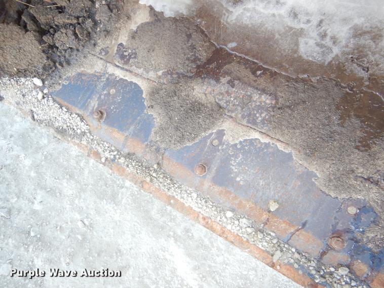 image for item DE0072 1992 Case 680L backhoe