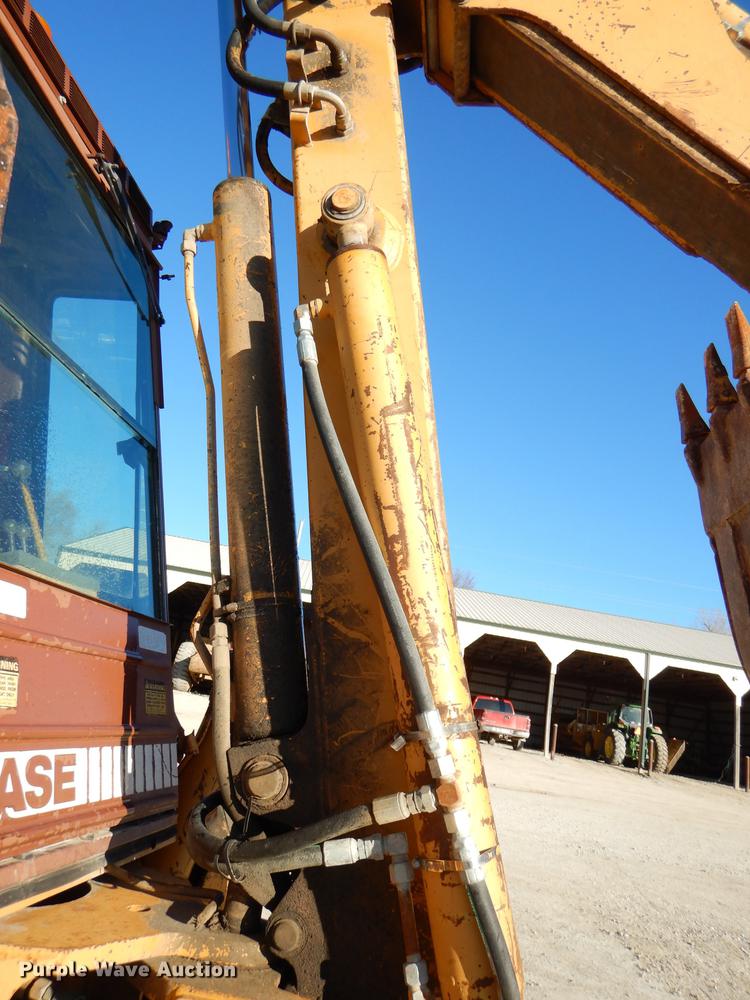 image for item DE0072 1992 Case 680L backhoe
