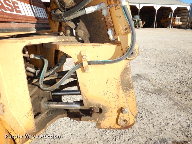 image for item DE0072 1992 Case 680L backhoe