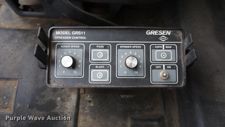 image for item DE3336 1997 Chevrolet C8500 dump truck