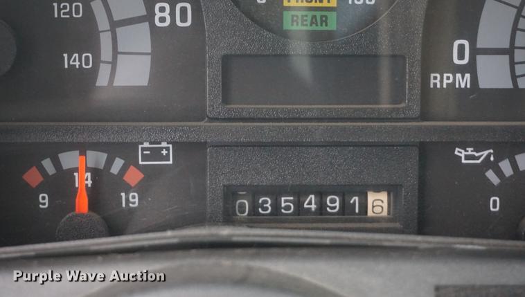 image for item DE3336 1997 Chevrolet C8500 dump truck