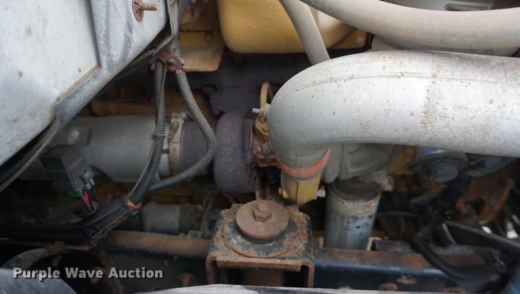 image for item DE3336 1997 Chevrolet C8500 dump truck