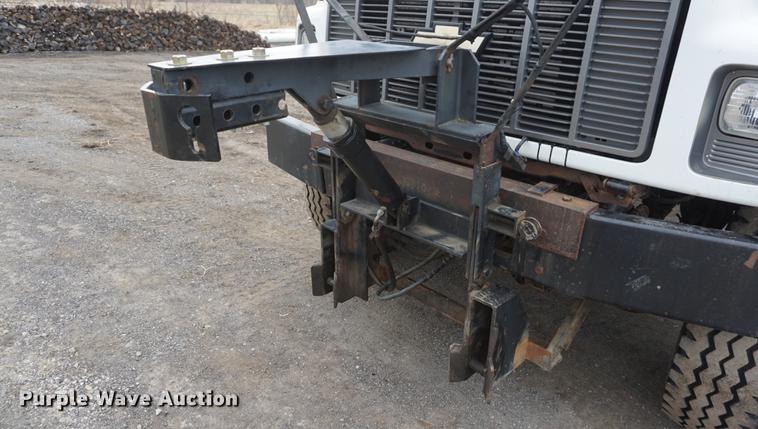 image for item DE3336 1997 Chevrolet C8500 dump truck