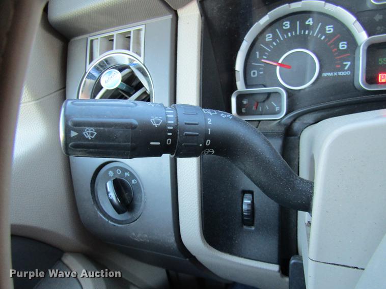 image for item DE5964 2007 Ford Expedition XLT SUV