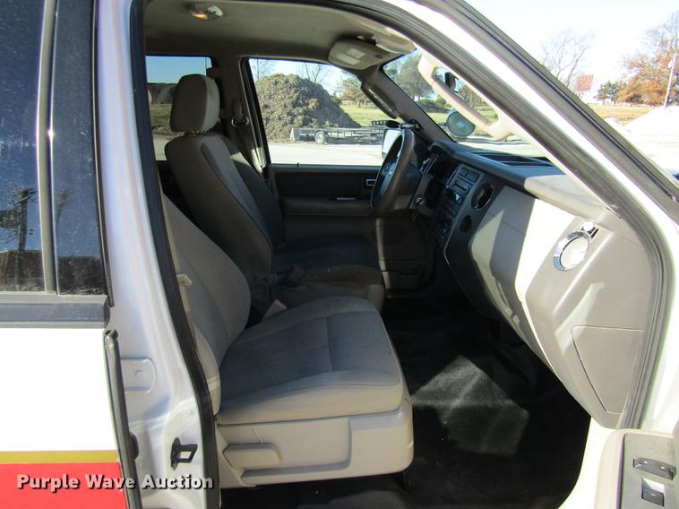 image for item DE5964 2007 Ford Expedition XLT SUV