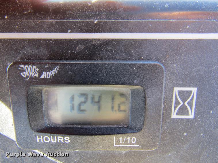 image for item DE5965 Grasshopper 225K lawn mower