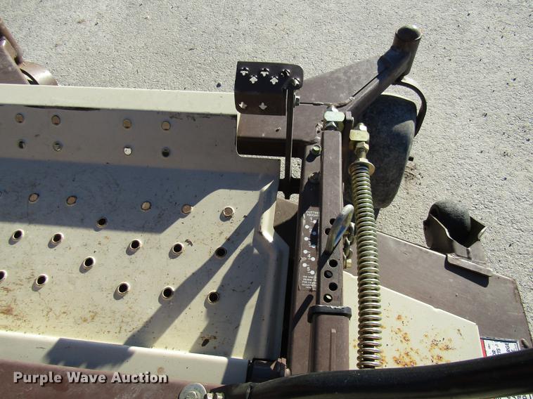 image for item DE5965 Grasshopper 225K lawn mower