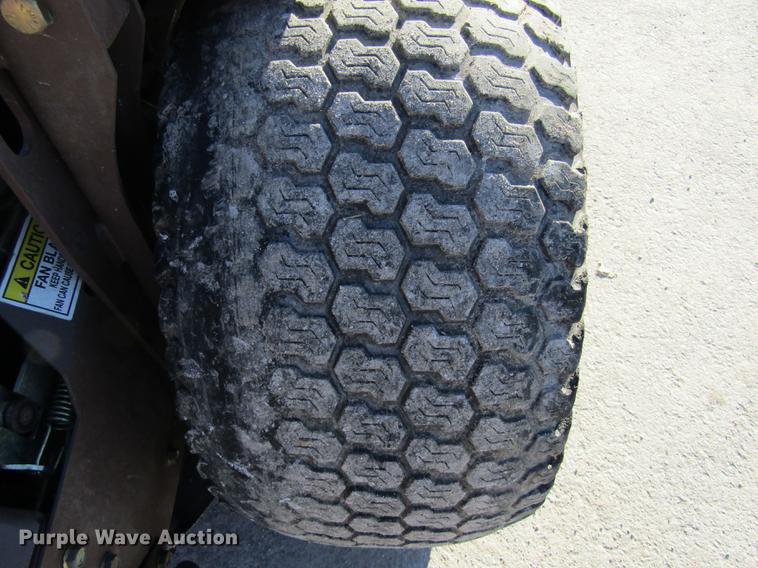 image for item DE5965 Grasshopper 225K lawn mower