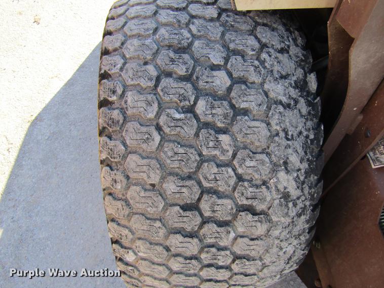 image for item DE5965 Grasshopper 225K lawn mower