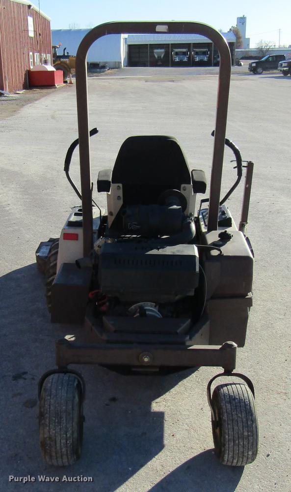 image for item DE5966 Grasshopper 729BT6 lawn mower