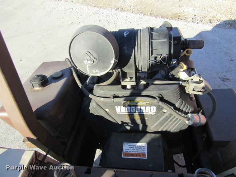 image for item DE5966 Grasshopper 729BT6 lawn mower