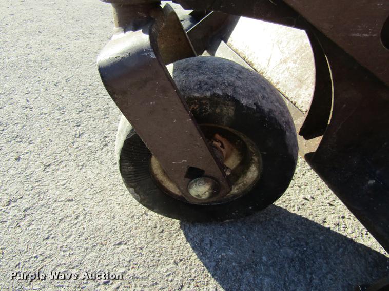 image for item DE5966 Grasshopper 729BT6 lawn mower