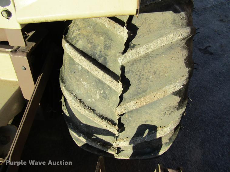 image for item DE5966 Grasshopper 729BT6 lawn mower