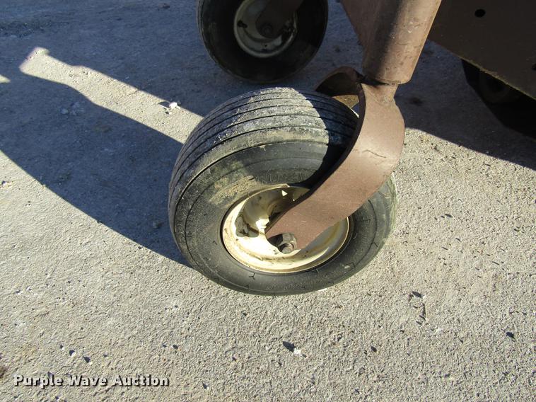 image for item DE5966 Grasshopper 729BT6 lawn mower