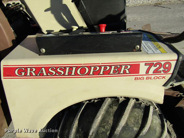 image for item DE5966 Grasshopper 729BT6 lawn mower