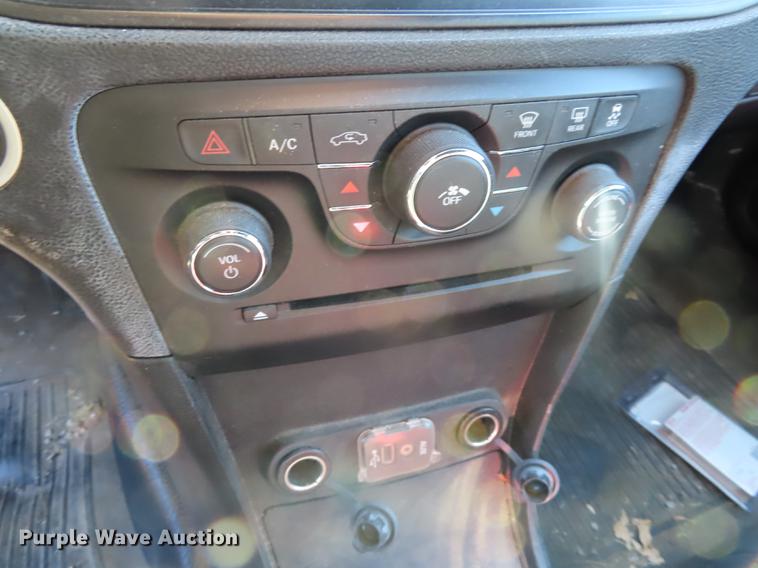 image for item DF1297 2012 Dodge Charger Police