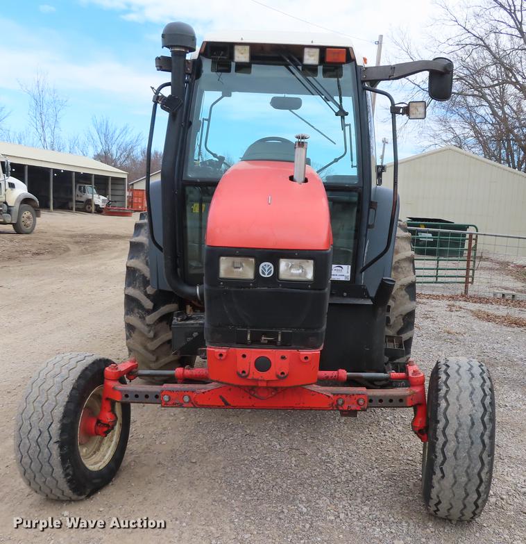image for item DF1334 New Holland TS100 tractor