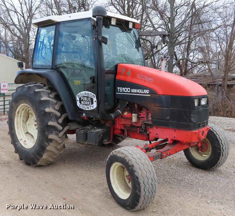 image for item DF1334 New Holland TS100 tractor
