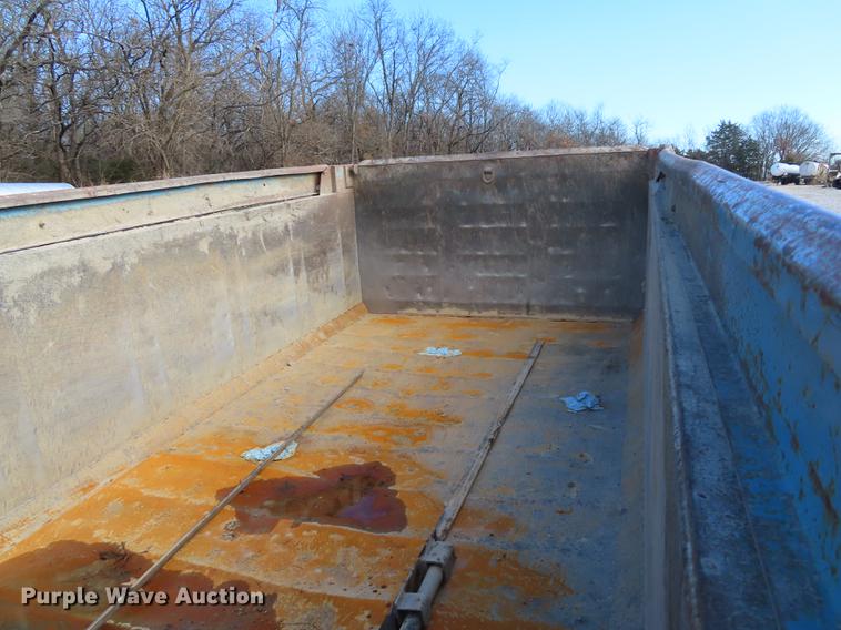 image for item DF1335 Warren FL651-15 dump bed