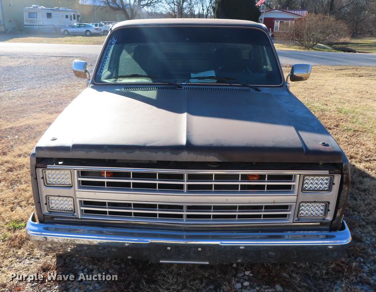 image for item DF1336 1986 Chevrolet 10 pickup truck