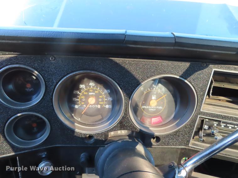 image for item DF1336 1986 Chevrolet 10 pickup truck