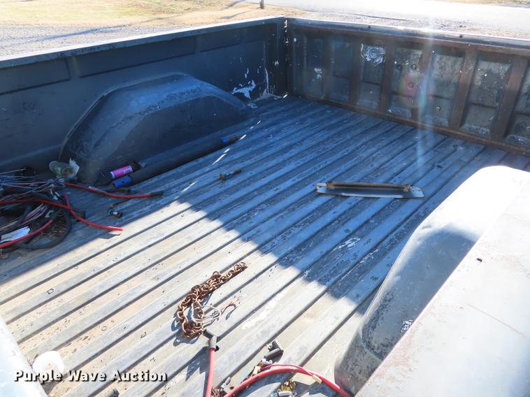 image for item DF1336 1986 Chevrolet 10 pickup truck