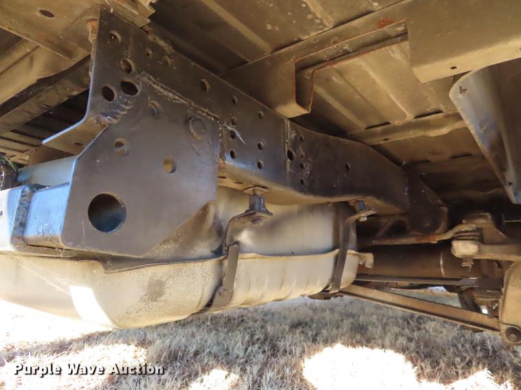 image for item DF1336 1986 Chevrolet 10 pickup truck