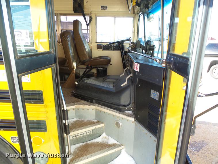 image for item DF2893 1995 Blue Bird  TC2000 school bus
