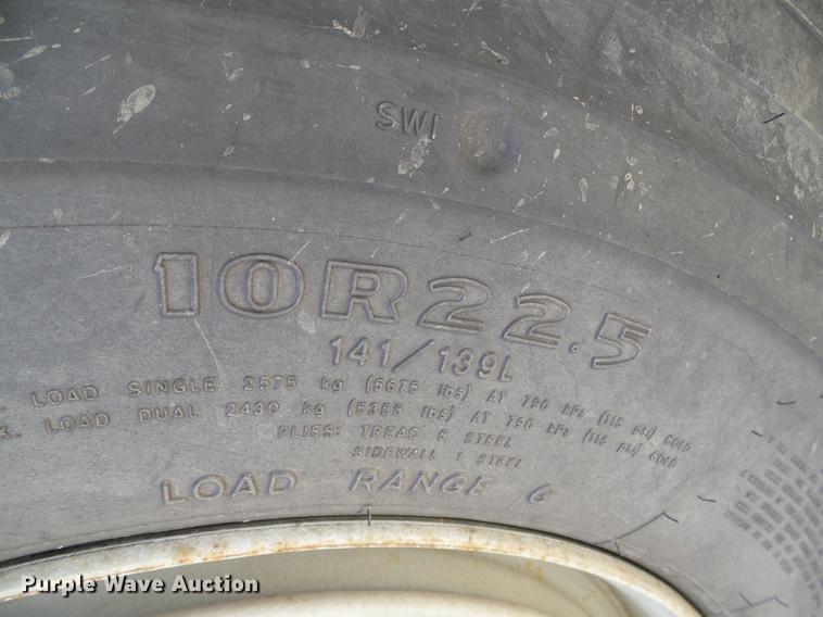 image for item DF2893 1995 Blue Bird  TC2000 school bus