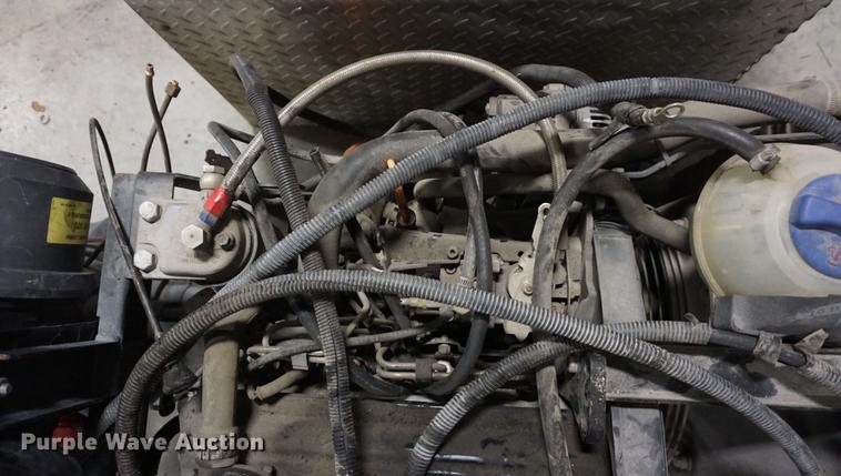 image for item DI9294 Engine and water pump