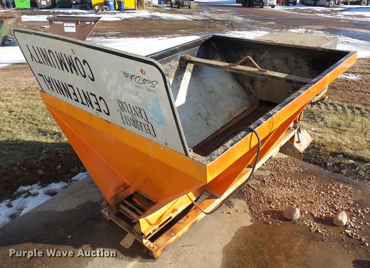 image for item DX9101 Henderson 6XMILD spreader