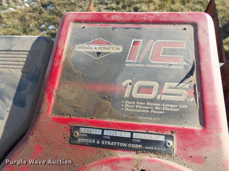 image for item DX9101 Henderson 6XMILD spreader