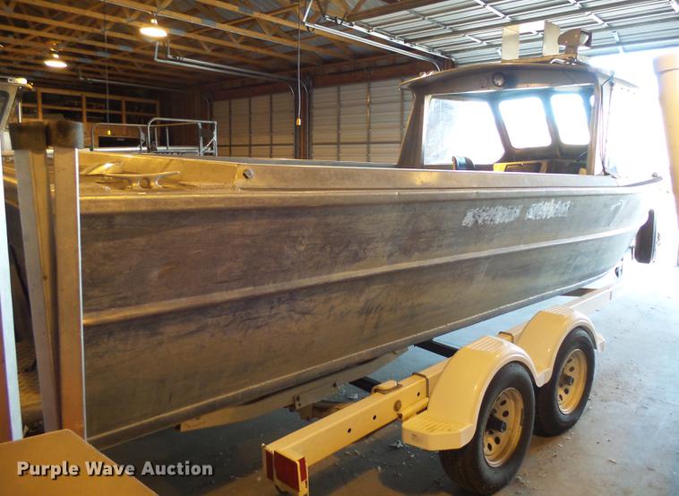 image for item DX9135 1982 Jetline boat