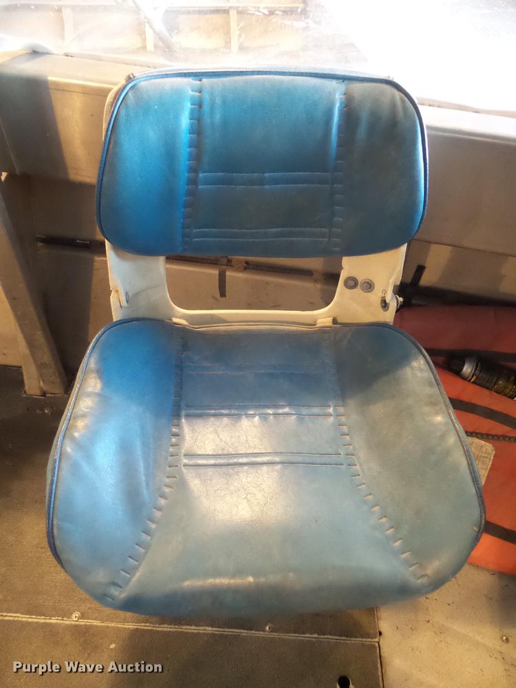 image for item DX9135 1982 Jetline boat