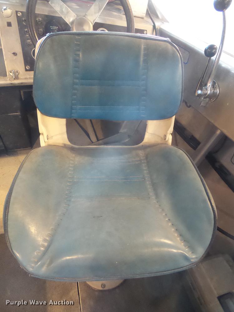 image for item DX9135 1982 Jetline boat