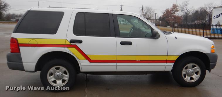 image for item DX9491 2002 Ford Explorer SUV